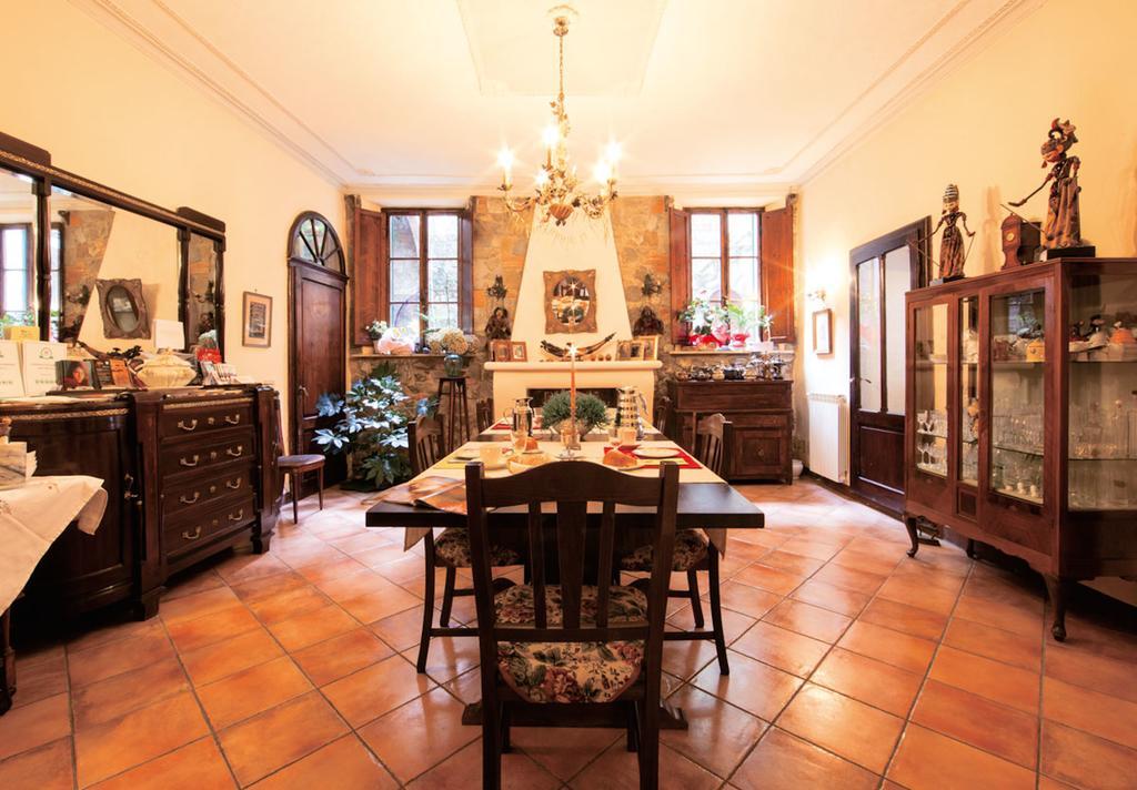 Palazzina Cesira Bed & Breakfast Монталчино Екстериор снимка